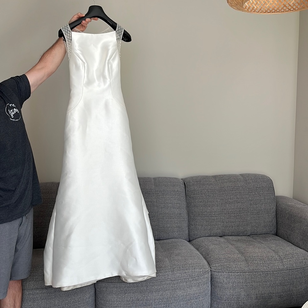 San Patrick- Pronovias Wedding Dress